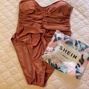 The cutest SHEIN swimsuit!